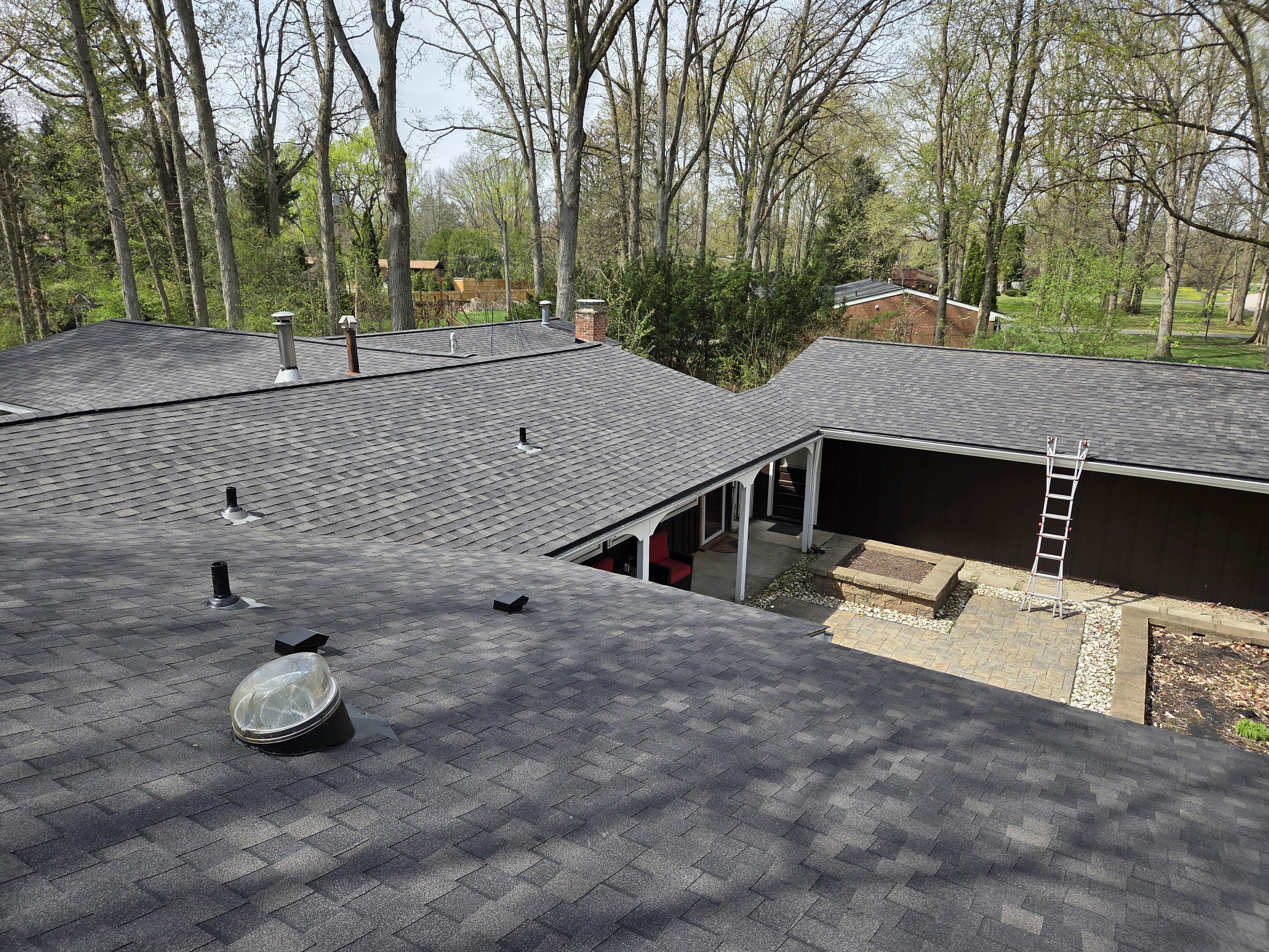 Finished roof Canton
